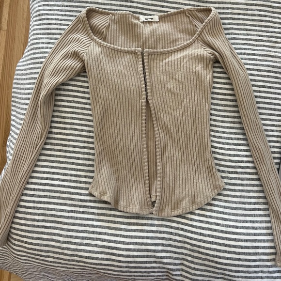 Joah Brown Hook & Eye Long Sleeve - Picture 3 of 3